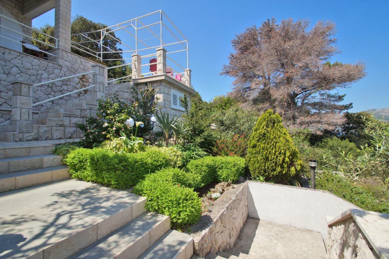 Apartments Mirna Korcula Town Bagian luar foto