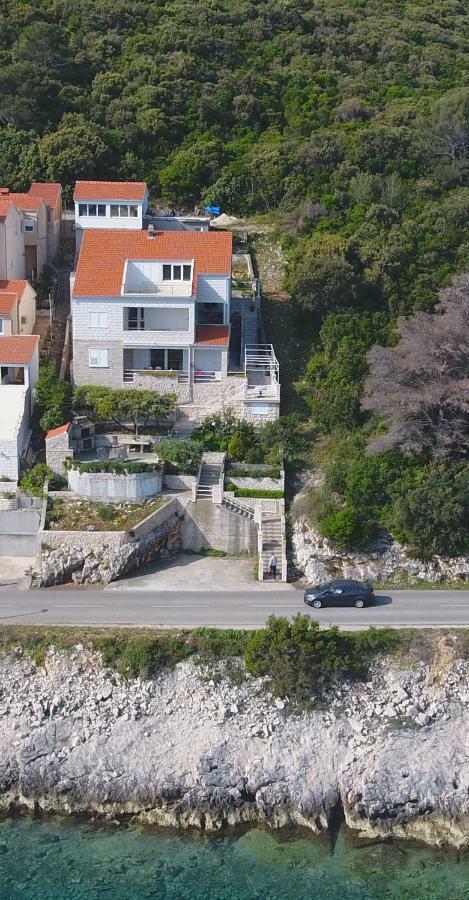 Apartments Mirna Korcula Town Bagian luar foto