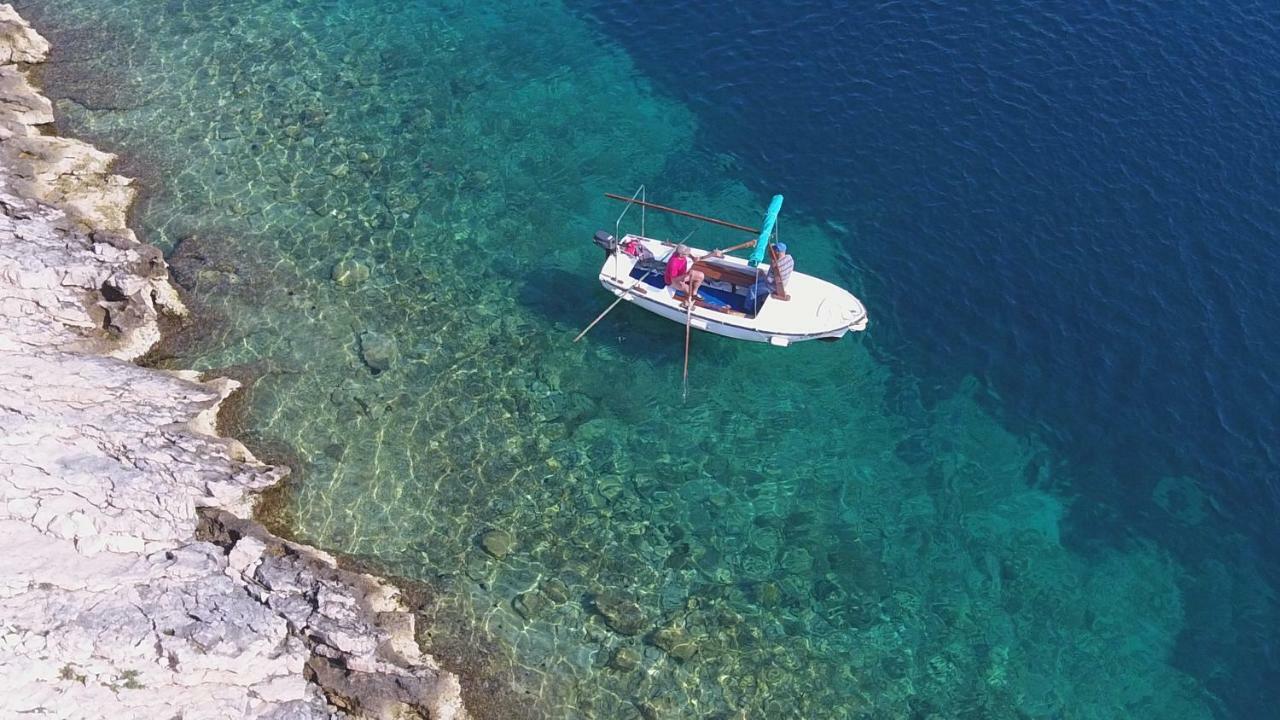 Apartments Mirna Korcula Town Bagian luar foto