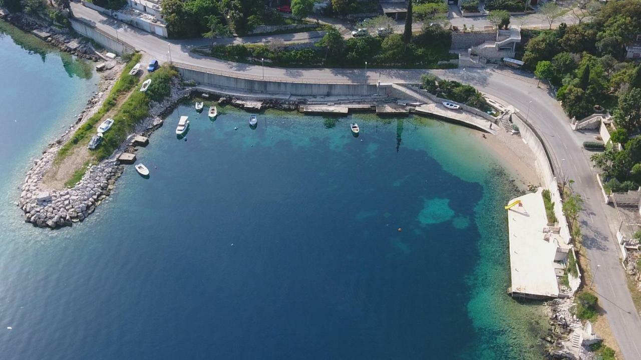 Apartments Mirna Korcula Town Bagian luar foto