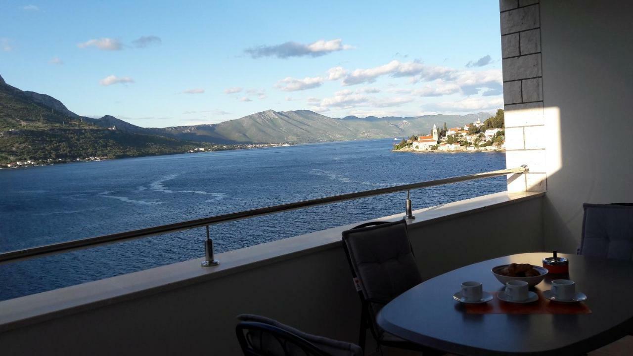 Apartments Mirna Korcula Town Bagian luar foto